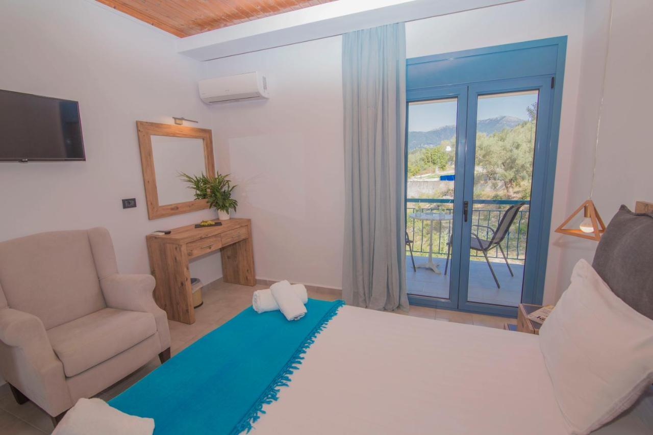 Akrotiri Bed and breakfast